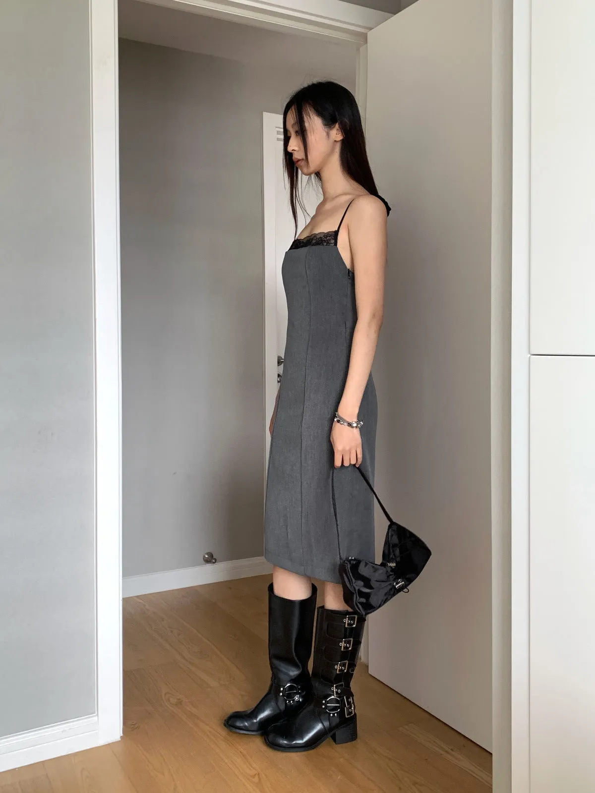 backless lace mid-length dress