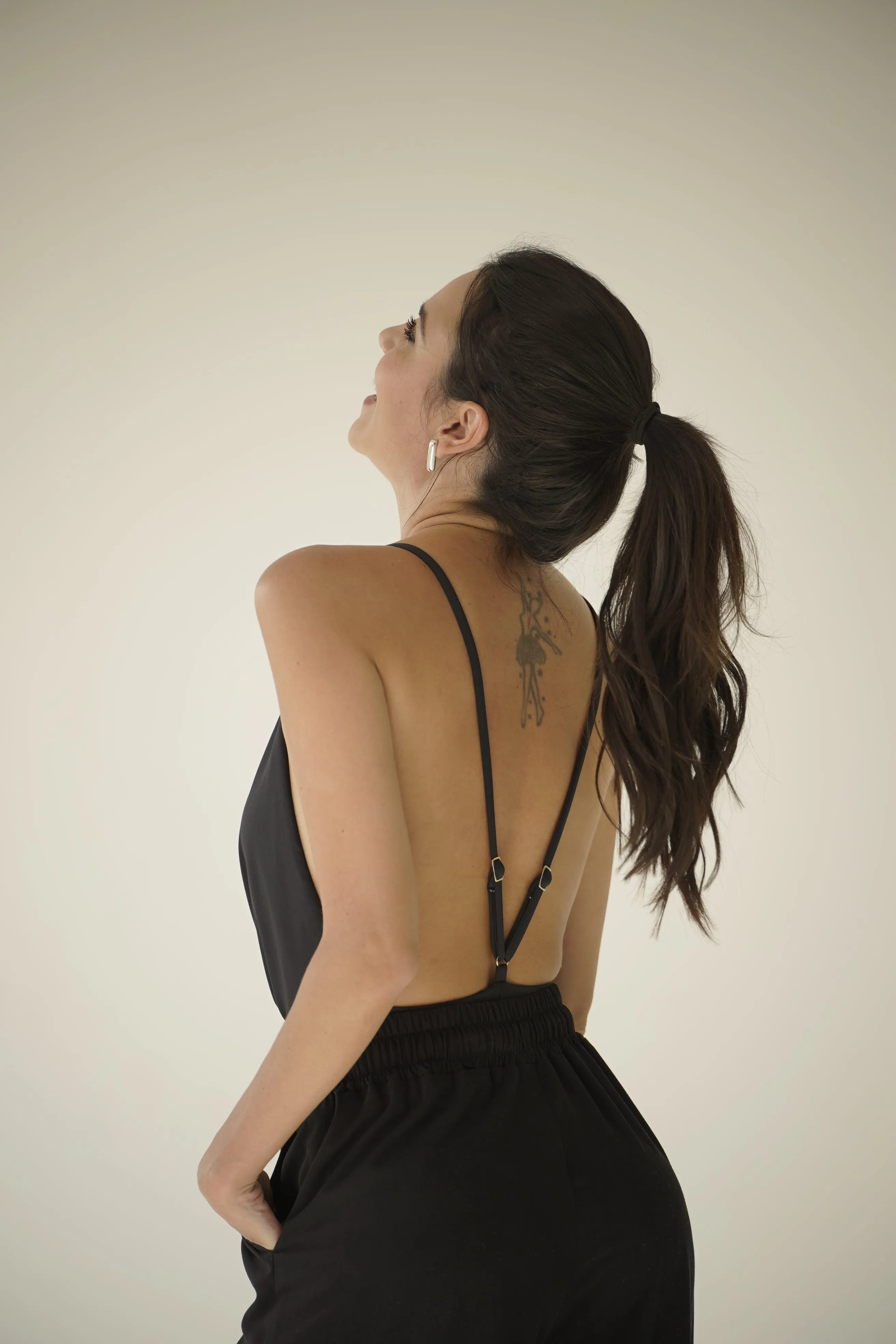 CLASSIC BLACK V DEEP POOL Swimsuit