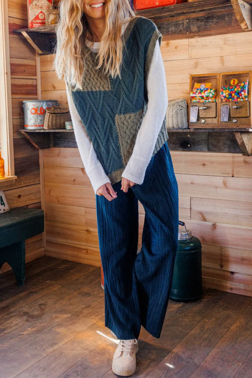 COLOR BOCK CABLE SWEATER VEST